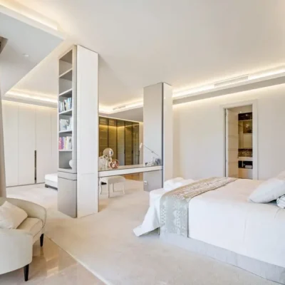 La Trinidad Lux 6